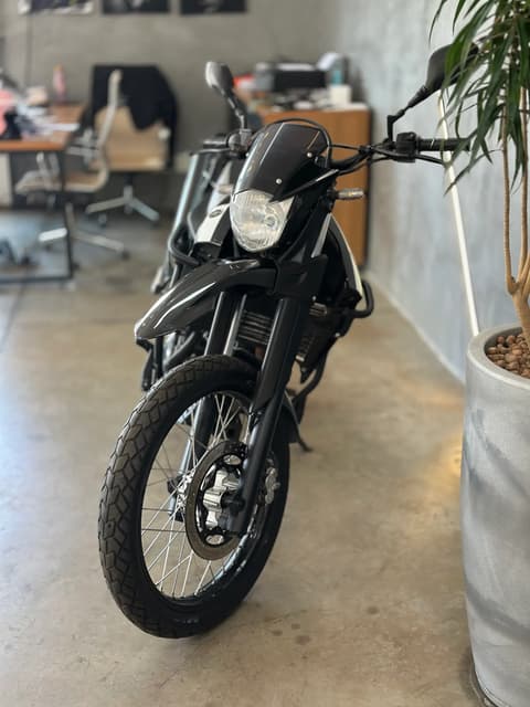 YAMAHA XT 660R — foto 7