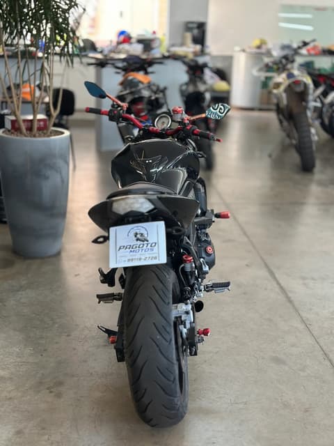 KAWASAKI Z750 — foto 4