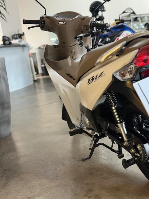 HONDA BIZ EX — foto 5