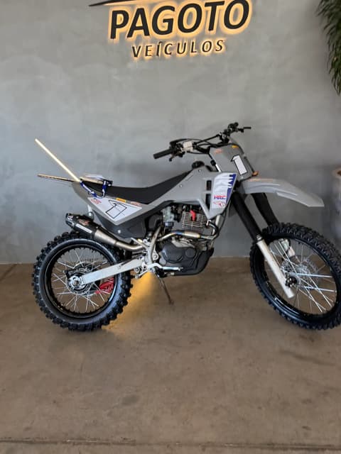 Honda  Crf 230 — foto 1
