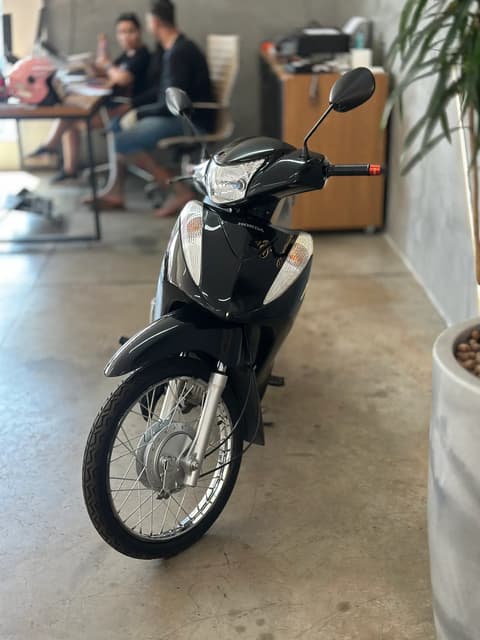 HONDA BIZ 125 ES — foto 7