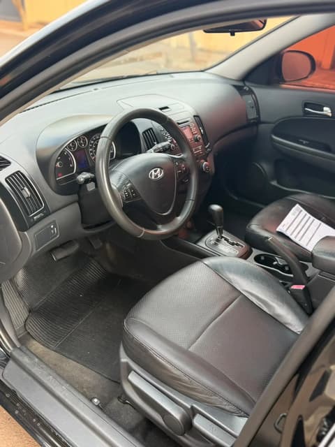 HYUNDAI I30 2.0 — foto 13