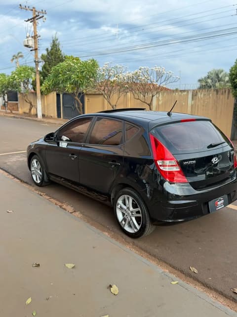 HYUNDAI I30 2.0 — foto 4