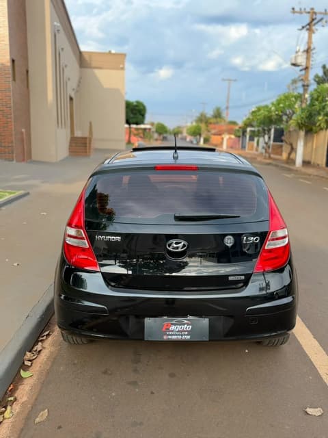 HYUNDAI I30 2.0 — foto 5
