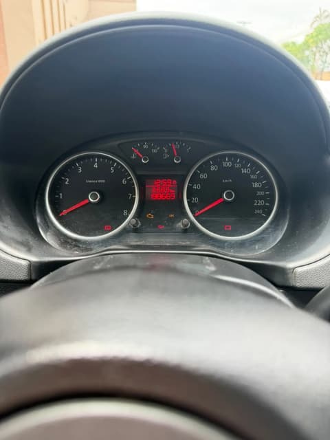 VW GOL 1.6 — foto 6