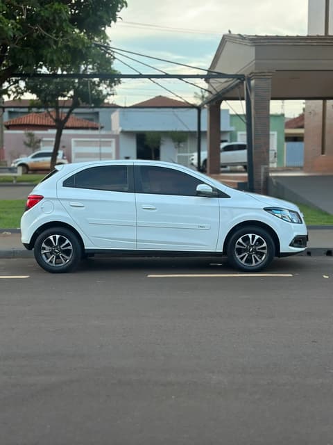 Chevrolet Onix 1.4AT Ltz — imagem ilustrativa