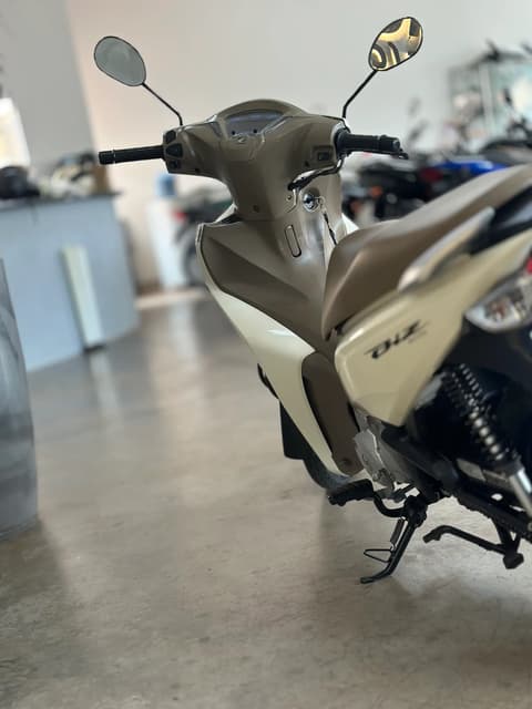 Honda  Biz — foto 5
