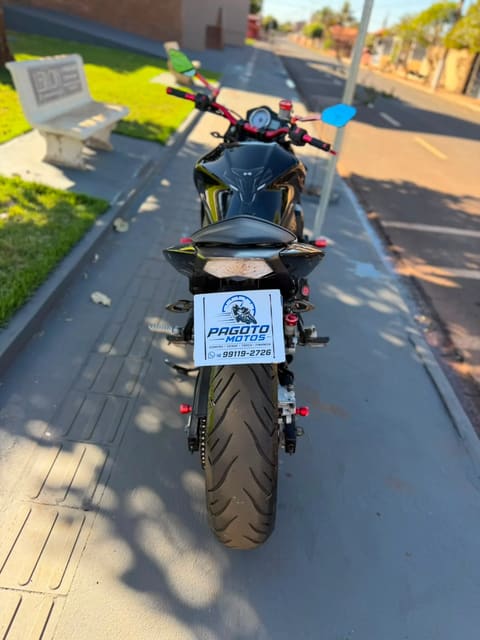 KAWASAKI Z750 — foto 5