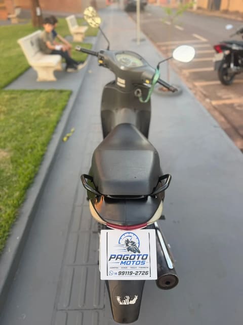 HONDA BIZ 125 ES — foto 7