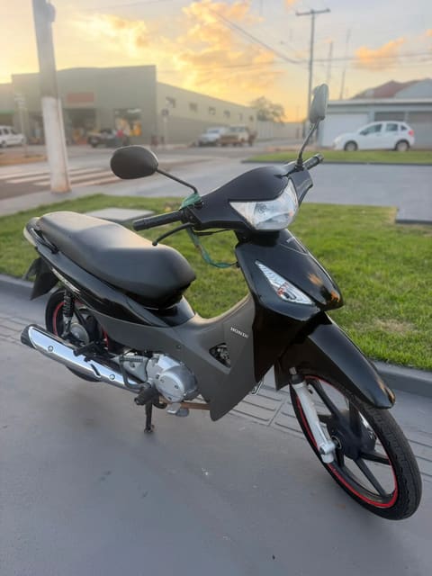 HONDA BIZ 125 ES — foto 4