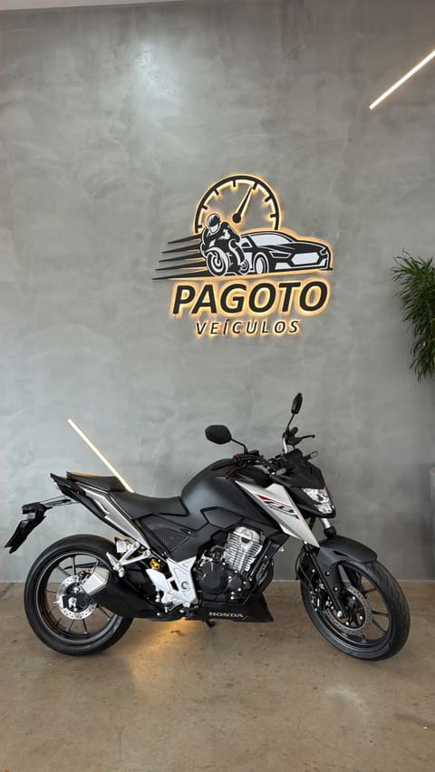 HONDA CB300F TWISTER CBS — foto 1