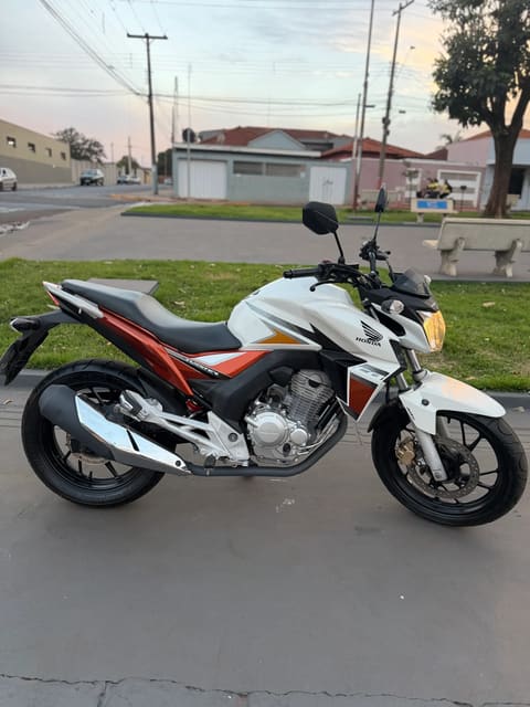 HONDA CB 250F TWISTER — foto 7