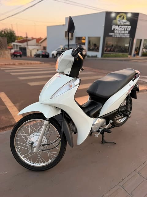 HONDA BIZ 125 ES — foto 2