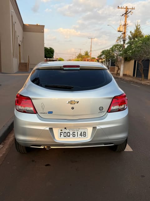 CHEVROLET ONIX 1.0  JOY — foto 7