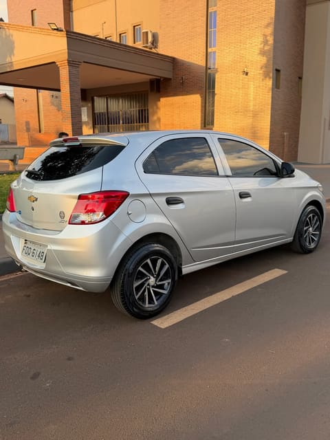 CHEVROLET ONIX 1.0  JOY — foto 6
