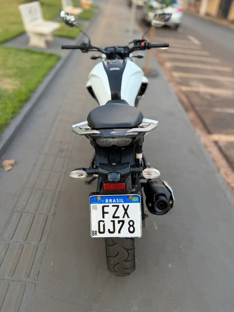 YAMAHA FZ25 FAZER — foto 7