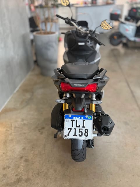 HONDA ADV 160 — foto 4