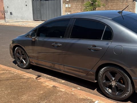 HONDA CIVIC LXS FLEX — foto 1