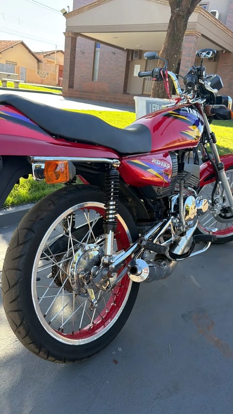YAMAHA RD 135 — foto 4
