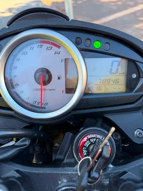 KAWASAKI Z750 — foto 7