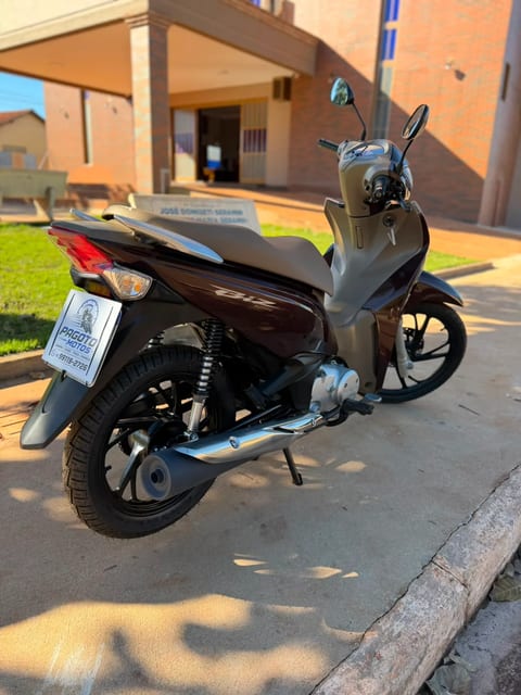 HONDA BIZ 125 — foto 4