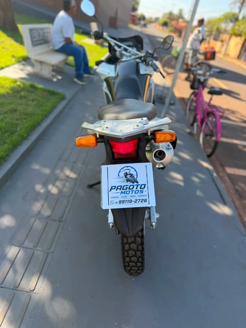 HONDA XRE 300 — foto 5