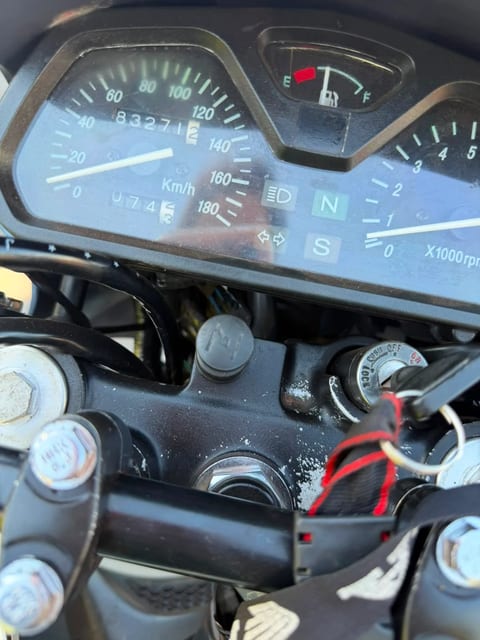 HONDA NX-4 FALCON — foto 5