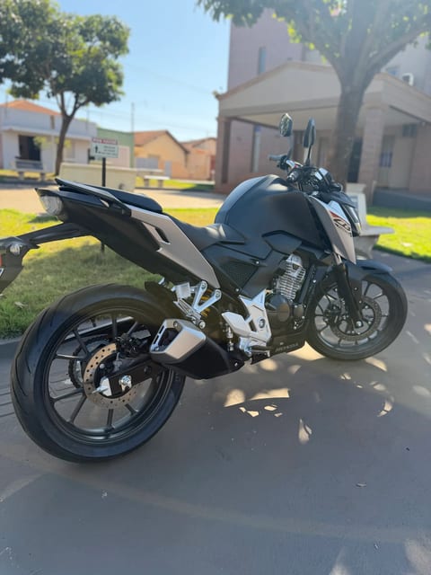 HONDA CB300F TWISTER CBS — foto 15