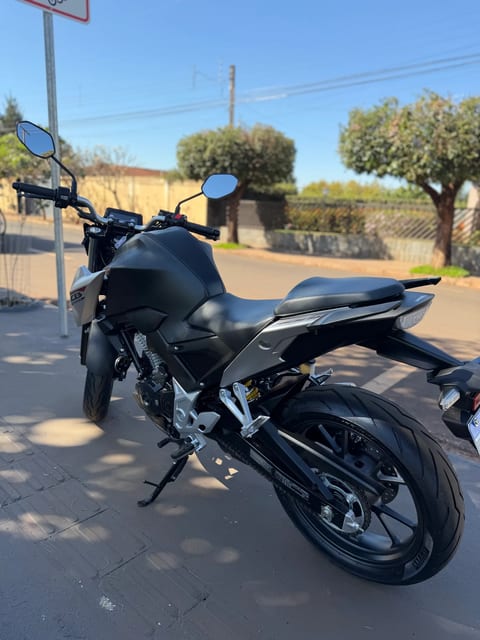HONDA CB300F TWISTER CBS — foto 13