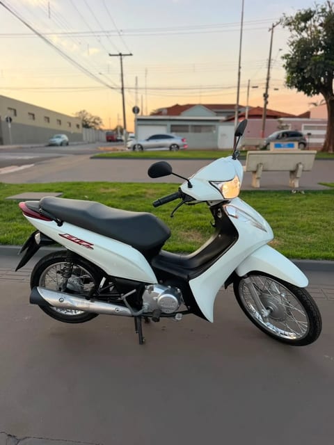 HONDA BIZ 125 ES — foto 8