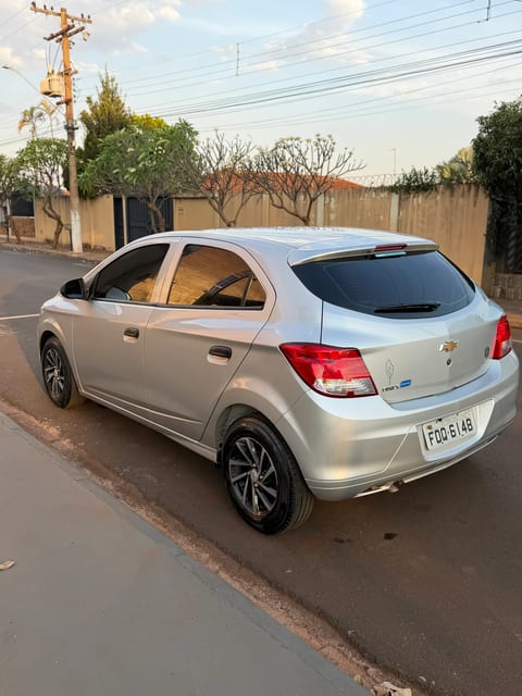 CHEVROLET ONIX 1.0  JOY — foto 5