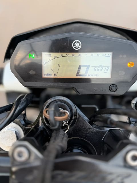 YAMAHA FZ25 FAZER — foto 2